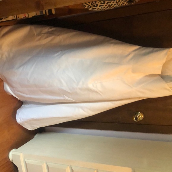 Wedding dress - Picture 2 of 2